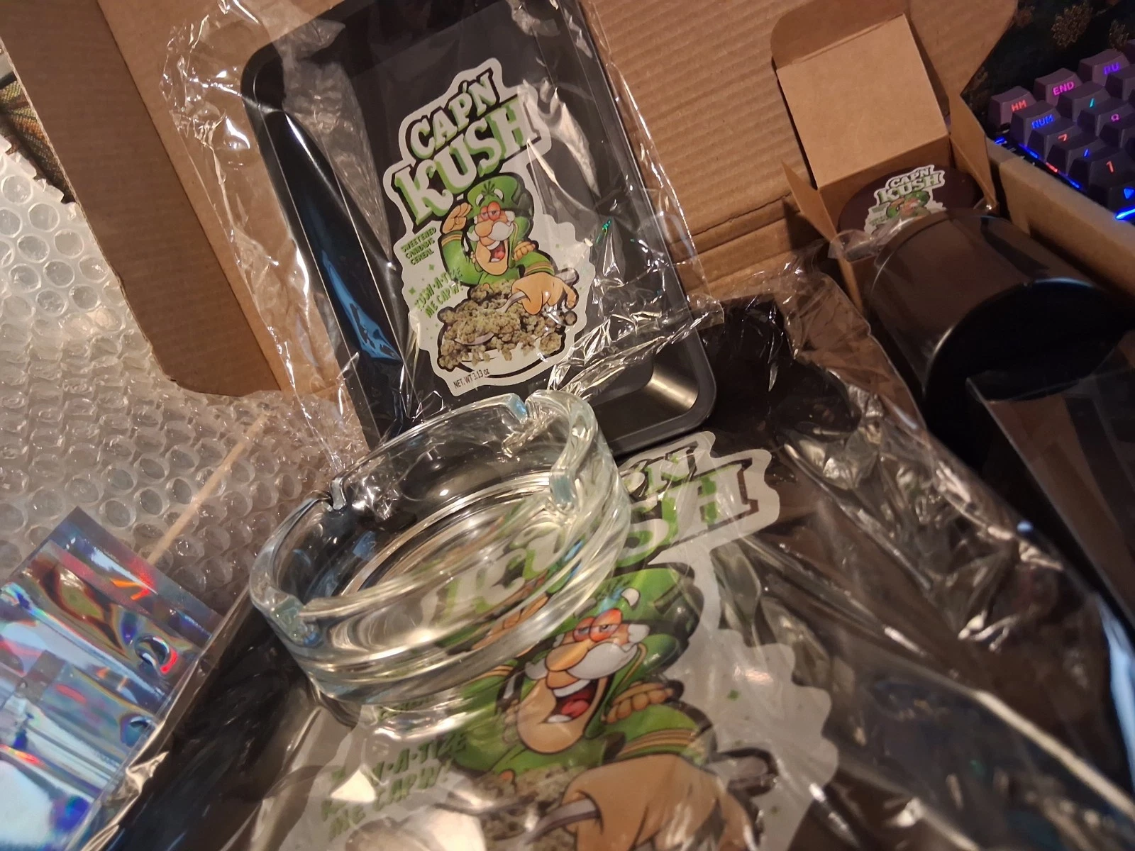 Cap'n Kush Spice Set, Spice Grinder Trays Jar And More 8pc Set