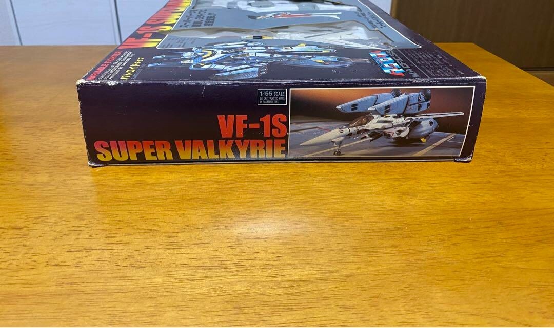 【未使用】マクロス VF-1S VALKYRIE 1/55 スケール s-l1200.jpg