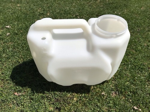 Tanque de agua cortador de disco Stihl pieza de repuesto original 4201 701 0800 - Imagen 4 de 5