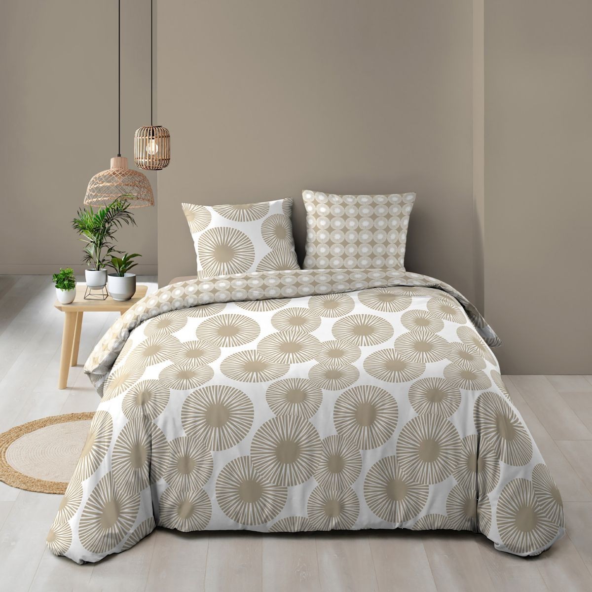 Parure de lit 260x240cm beige haut de gamme tissage Nebulla microfibre satinée
