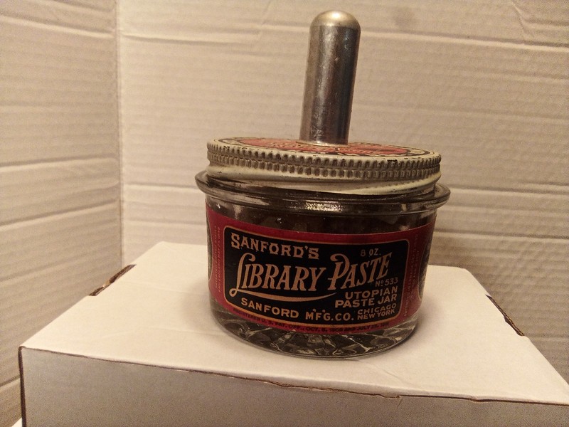 vtg. Sanford's Library Paste 8 0z jar full 