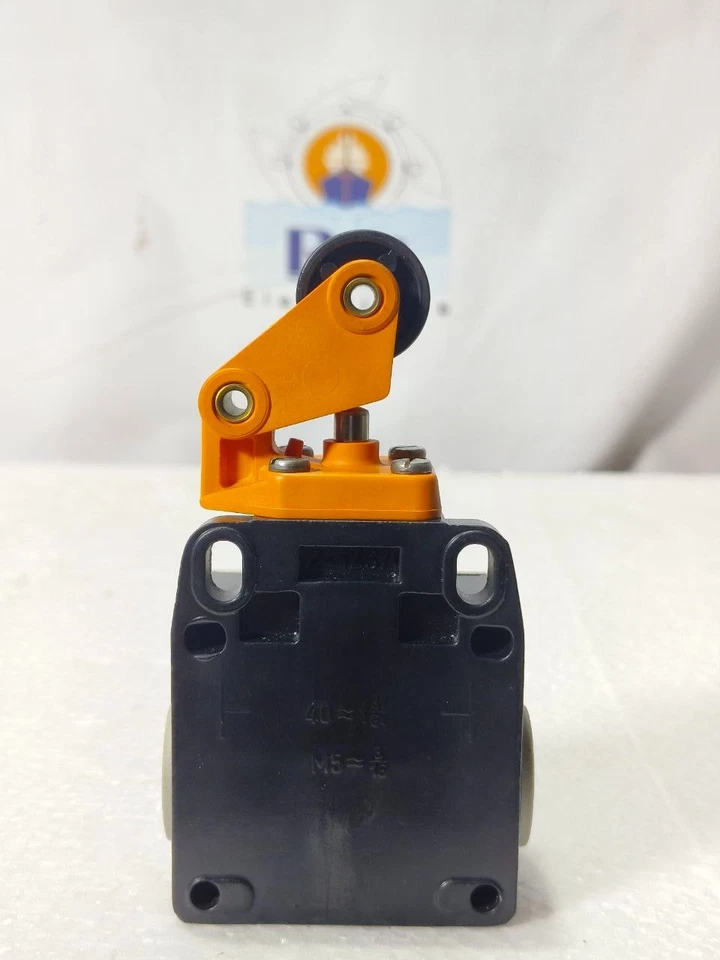 SIEMENS 3SE3 100-1E-Z POSITION LIMIT SWITCH 6A 230V 3SE31001EZ FREE SHIPPING - Image 3 of 4