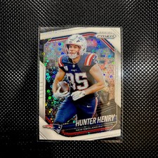 2025 Panini Prizm Prizms White Disco #33 Hunter Henry New England Patriots SP