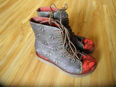 Stiefeletten,LAURA VITA,Gr.38 bzw.5,Leder,lila-schwarz - rot, neuwertig - Bild 1 von 4