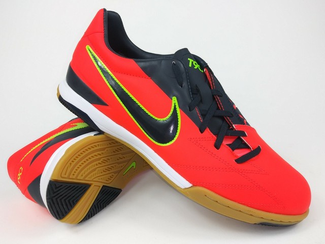nike t90 indoor