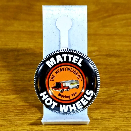 Hot Wheels Vintage Metal Button Pin Redline The Heavyweights Moving Van HK 1968