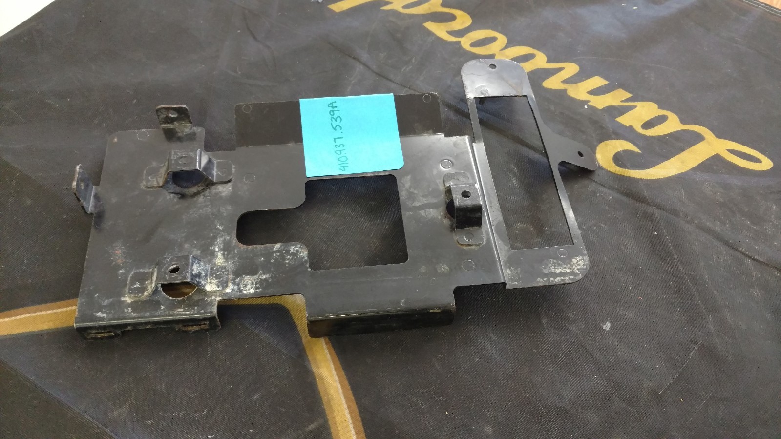 LAMBORGHINI MURCIELAGO LP640 INTERIOR ECU FUSE BOX MOUNTING BRACKET 410937539A 