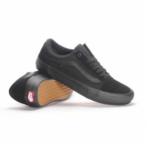 blackout old skool vans