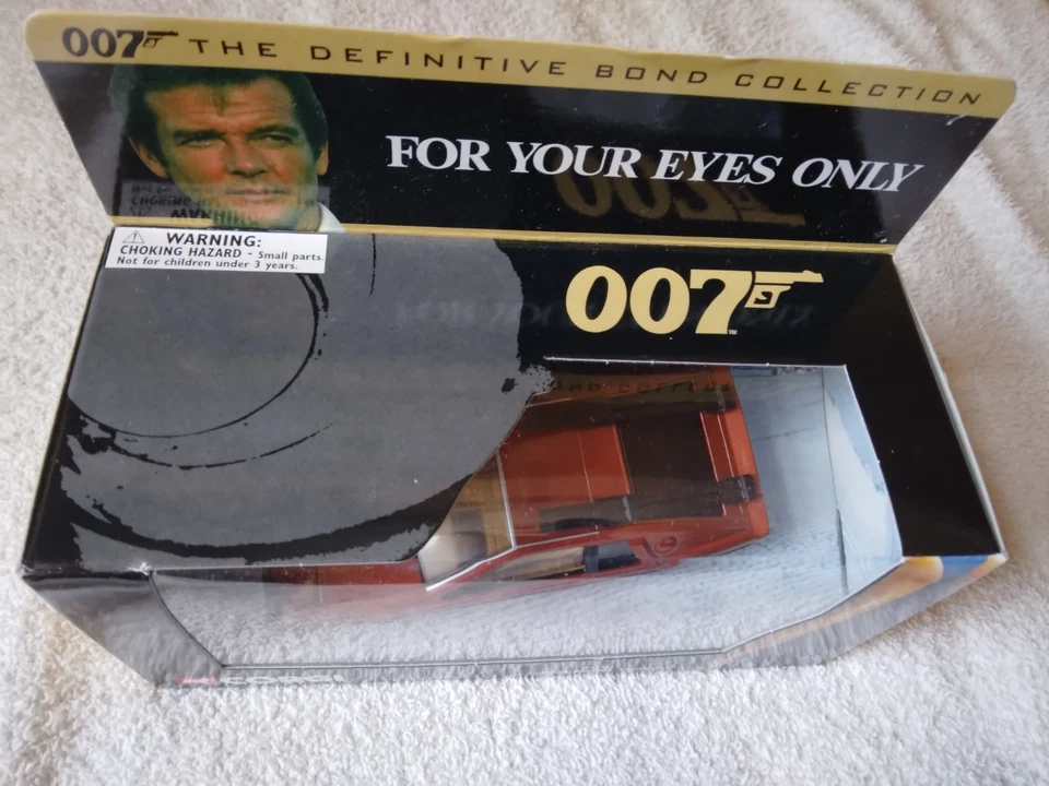 Corgi 007 James Bond 04701 Lotus Esprit Turbo For Your Eyes Only. - Image 4 of 4