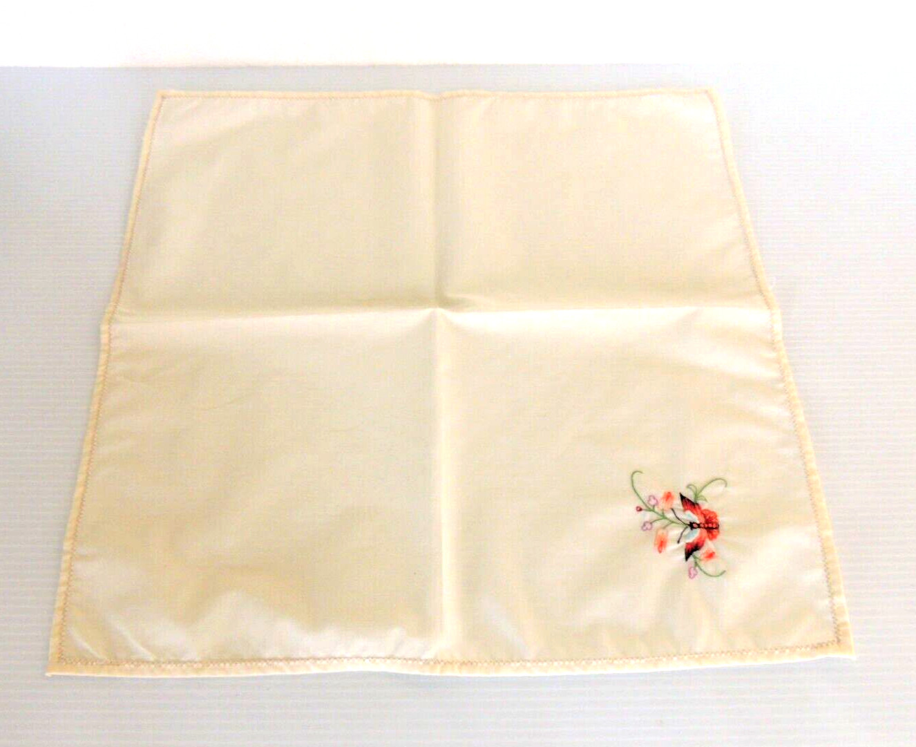 Vintage w/ BUTTERFLY ~ EXCELLENT EMBROIDERED 16 X16 TABLEWEAR FOR BREAD BASKET