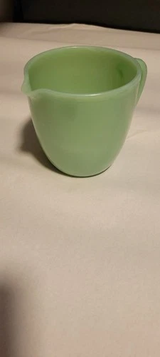 Vtg 1940s-50s Fire King Jadeite Green 20 Ounce Milk/Gravy Pitcher Pour Mug Glass