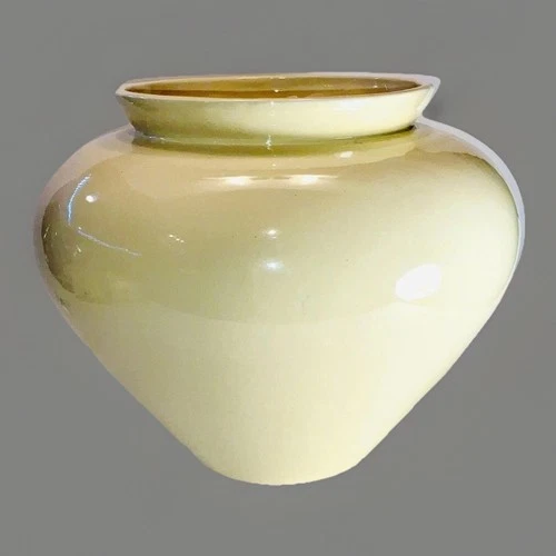 Vintage 1985 Royal Haeger Large Pale Yellow Vase 8" Tall x 9 1/2" Wide