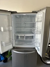 LG 21.8 Cu. French Door Refrigerator with Ice Maker and Water  3 months old 