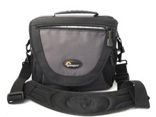 Fototasche Lowepro Nova 3 AW schwarz