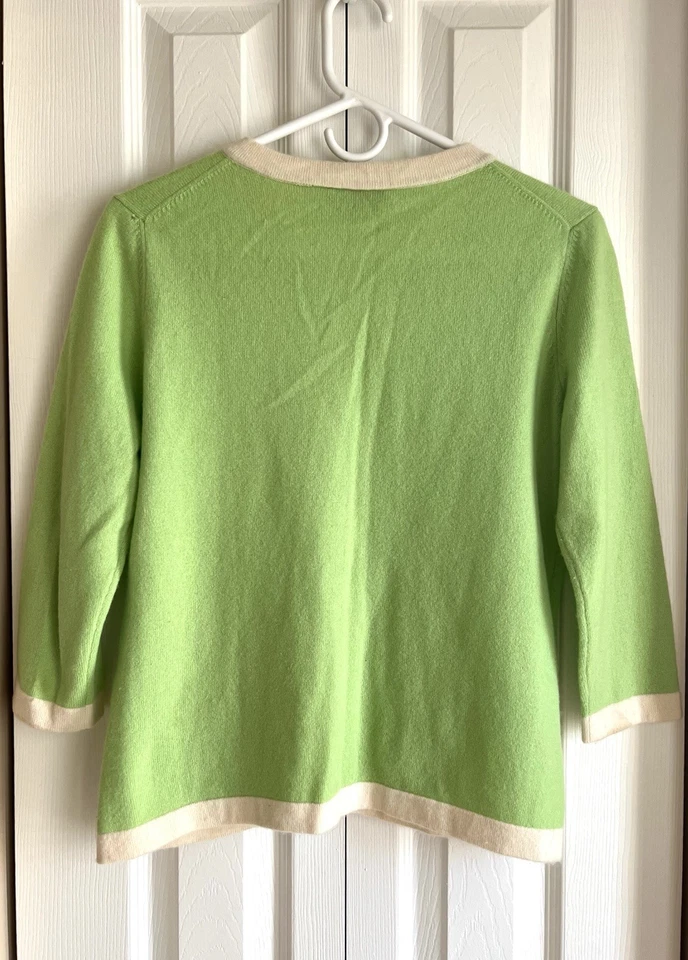 Cárdigan suéter con botones de cachemir Talbots con bolsillos para mujer pequeño Foto 3 de 3