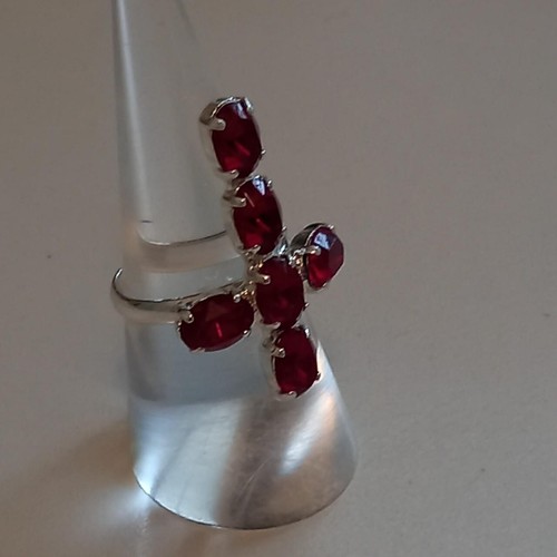Gorgeous Oval Stone Cross Ring - Picture 2 of 4