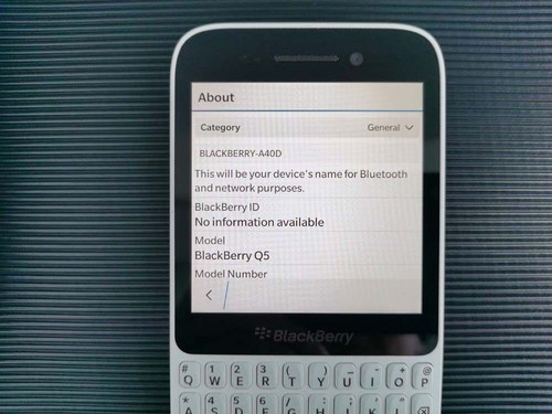 BlackBerry Q5 (SQR100-1) Unlocked 4G 8GB 5MP Keyboard Smartphone Fully function - Picture 13 of 17
