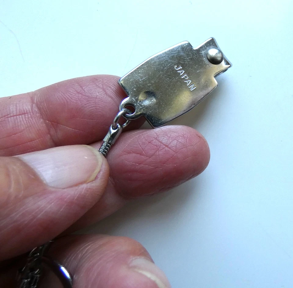 Ancien porte clé Coupe Ongle Café de l' Elephant Noir, Années 60 - Photo 2/3