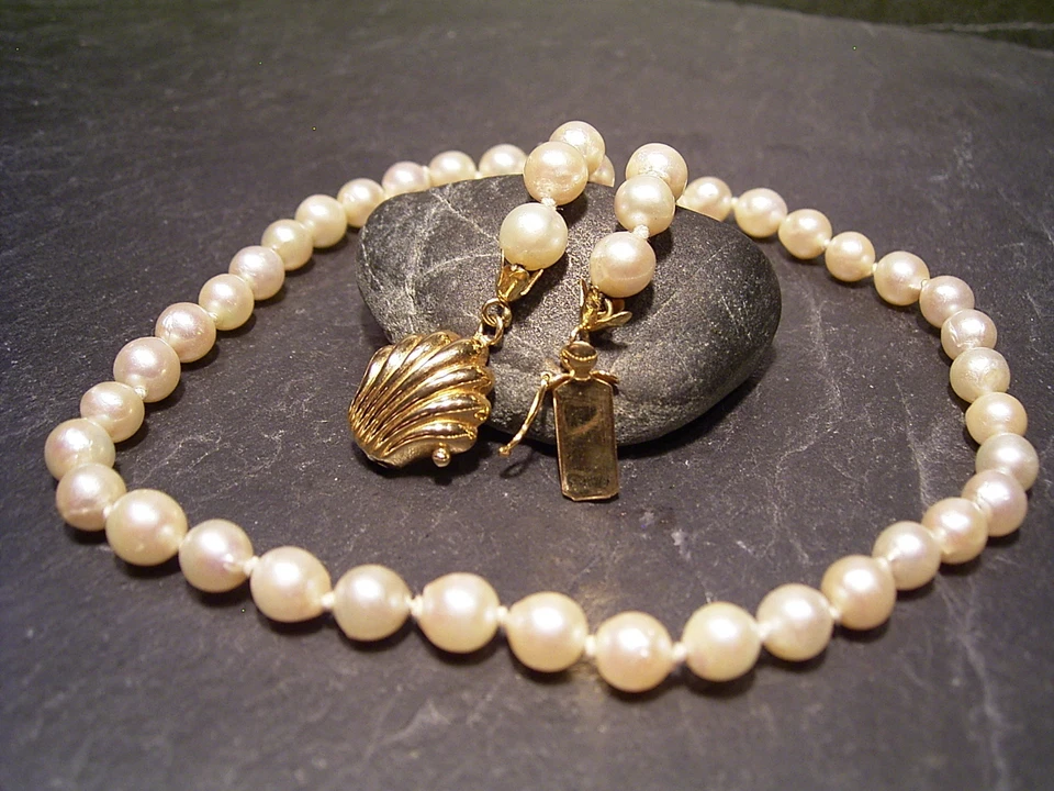 REIF-DESIGN - ELEGANTE AKOYA PERLEN KETTE - VERSCHLUSS 750 GELBGOLD