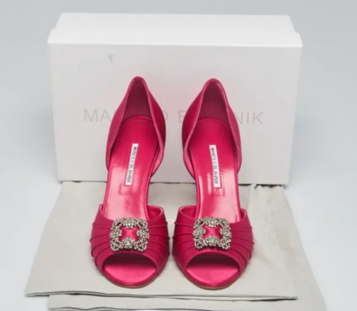 MANOLO BLAHNIK Cassiado Satin D'Orsay Peep Toe Hangisi Pumps Heels