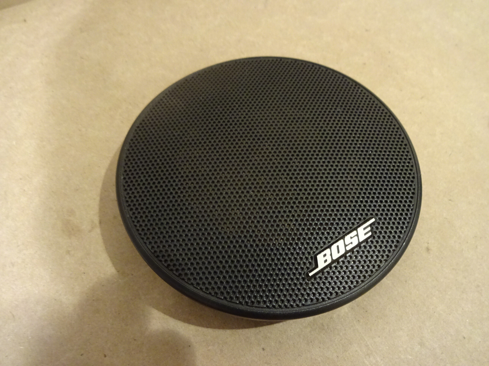 Maserati Quattroporte 05-08 -Bose Dash Tweeter Speaker Grille Cover P/N 66551500