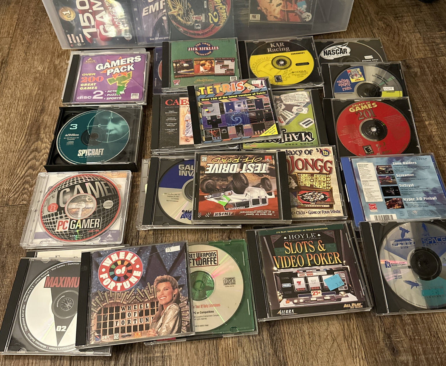 Lot of 35 Vintage PC Game Discs - VGC