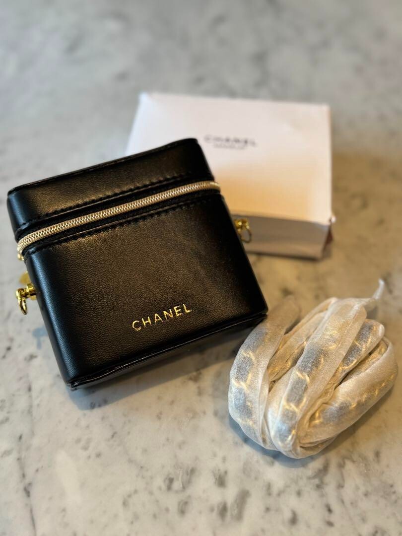 Chanel Lip Case with Mirror 9×8.5×2.5cm(hold 4 lips) w/Box Chanel Lip Case with Mirror 9×8.5×2.5cm(hold 4 lips) w/Box