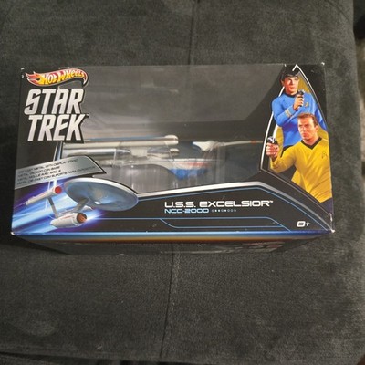2013 Hot Wheels Star Trek USS Excelsior NCC-2000 NIP