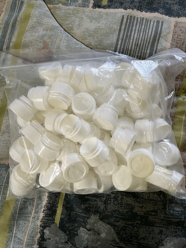 White Plastic Straight-Sided Round Jars/Containers, Screw-Top, With Lids