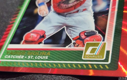 Yadier Molina Nº 66 Rojo Verde Lazer 2025 Panini Donruss Béisbol St. Louis - Imagen 2 de 3