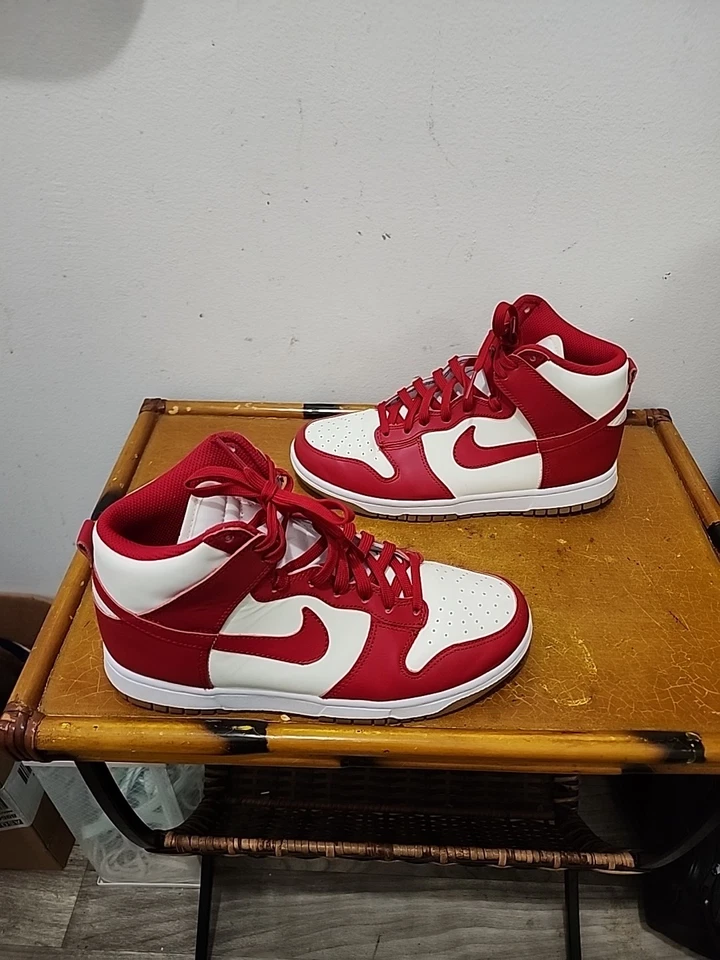 Size 8 - Nike Dunk High Gym Red Sail Gum W - Image 2 of 4