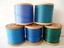 5 Vintage Wooden Cottons Dewhurst's Sylko Three Shells . D34,141, 178, 243,326.