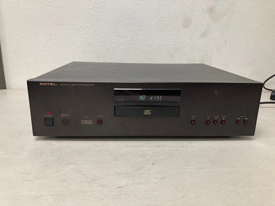Rotel RCD-991 Single Disc CD Player HDCD Compact Disc Audiophile Komponente