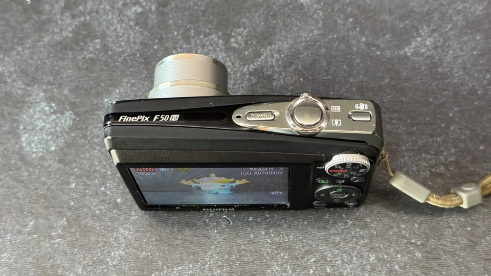 Fujifilm FinePix F Series F50fd 12.0MP Digital Camera With Charger - Read Descri, photo 4 of 5