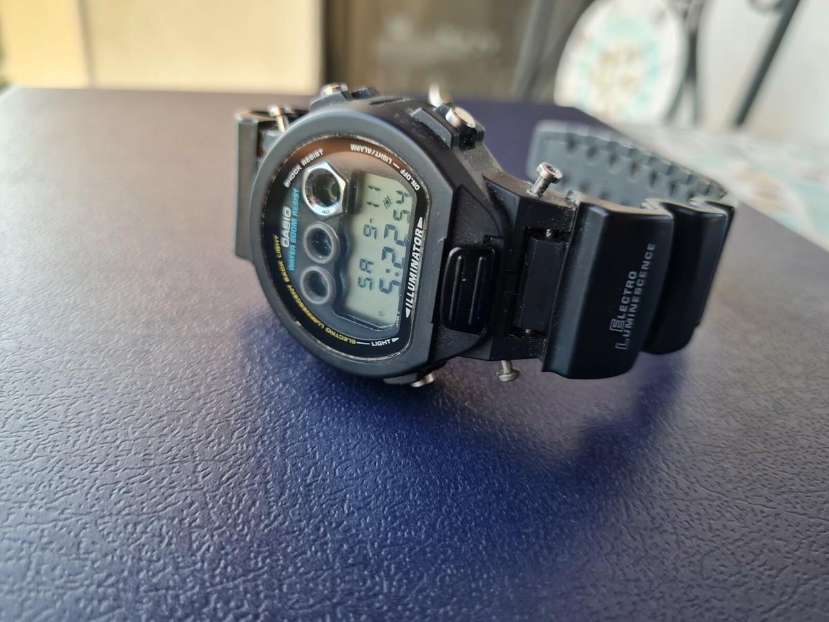 Vintage CASIO DW 8400 | eBay