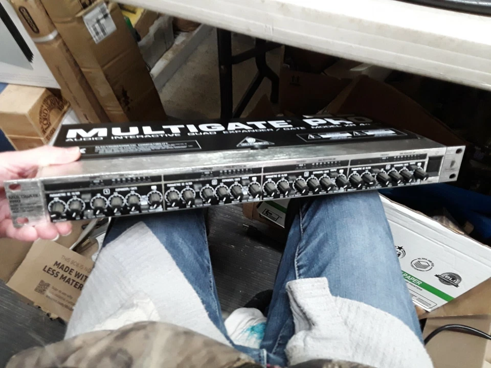 BEHRINGER MULTIGATE PRO XR4400 4-Ch Audio Interactive Quad Expander NO CORDS - Image 2 of 3