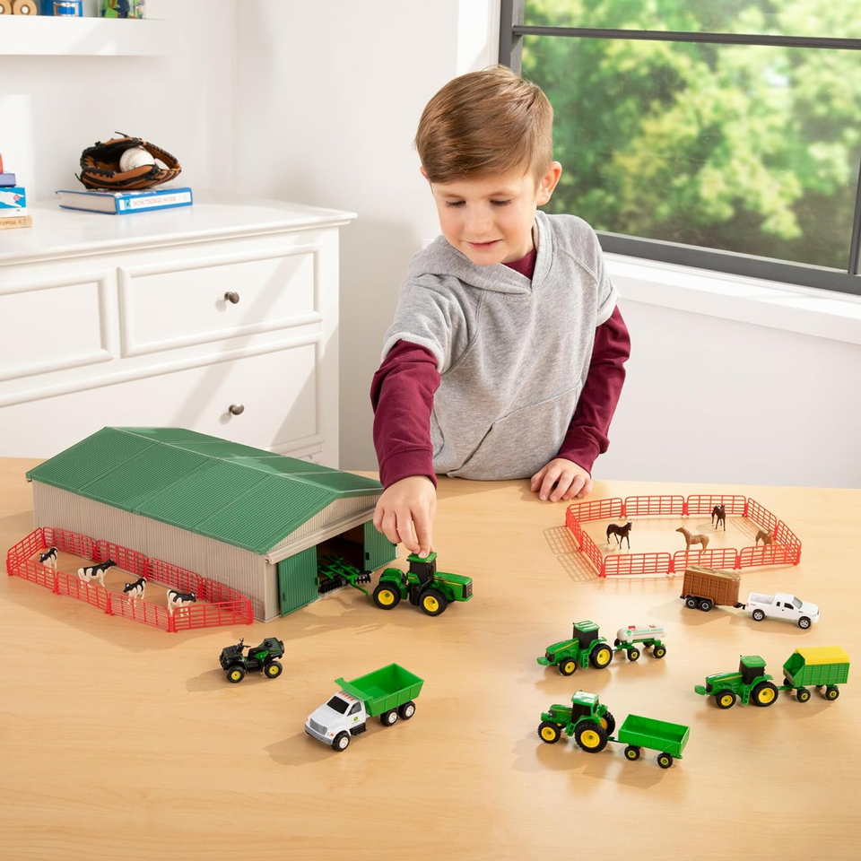 John Deere DieCast Farm Toys Playset 164 Scale Includes Farm