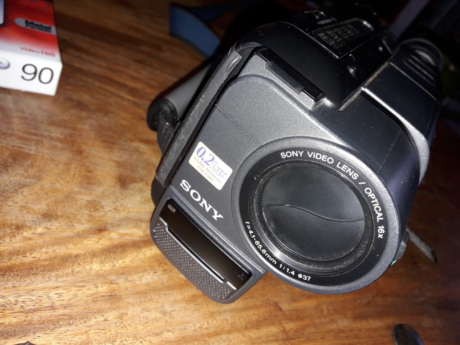 Sony Handycam CCDTRV15E Video 8 XR Camcorder Video Camera With New