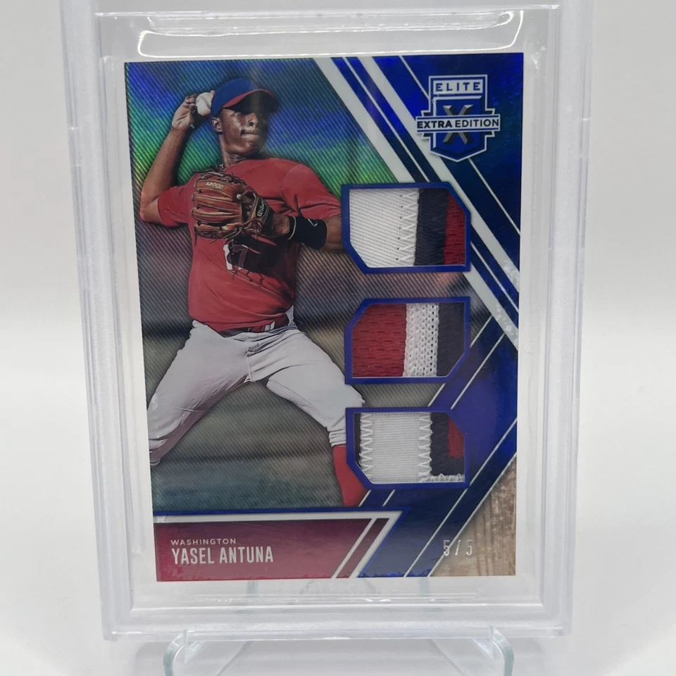 Elite Extra Edition Triple Materials Blue Yasel Antuna #5/5 BGS 9 2017 Foto 4 de 4