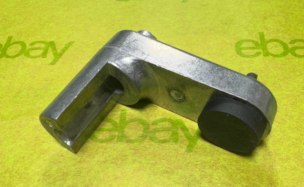01-44267 Genuine Paccar Deck Plate Locking Lever OEM - New