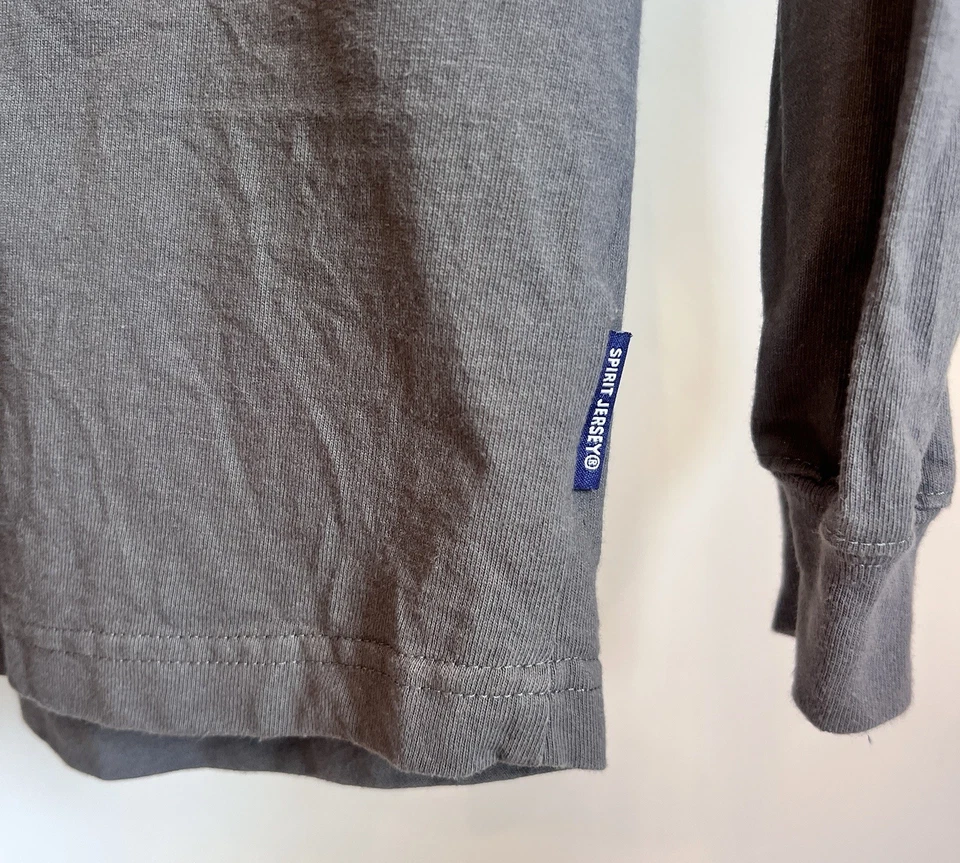 Camiseta Disney Spirit Star Wars Galaxy’s Edge Gris Rebelde Adulto Mediana Foto 4 de 4