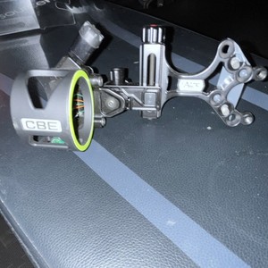 CBE Tactic 5-Pin Fixed Pin Archery Sight Black Green Multi-Color Bow Hunting