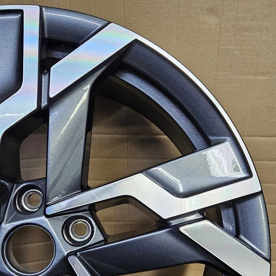 1 llanta de aluminio original Skoda Karoq 19 pulgadas 8x19 ET45 Sagitarius 57A601025AF 225/40 - Imagen 3 de 4