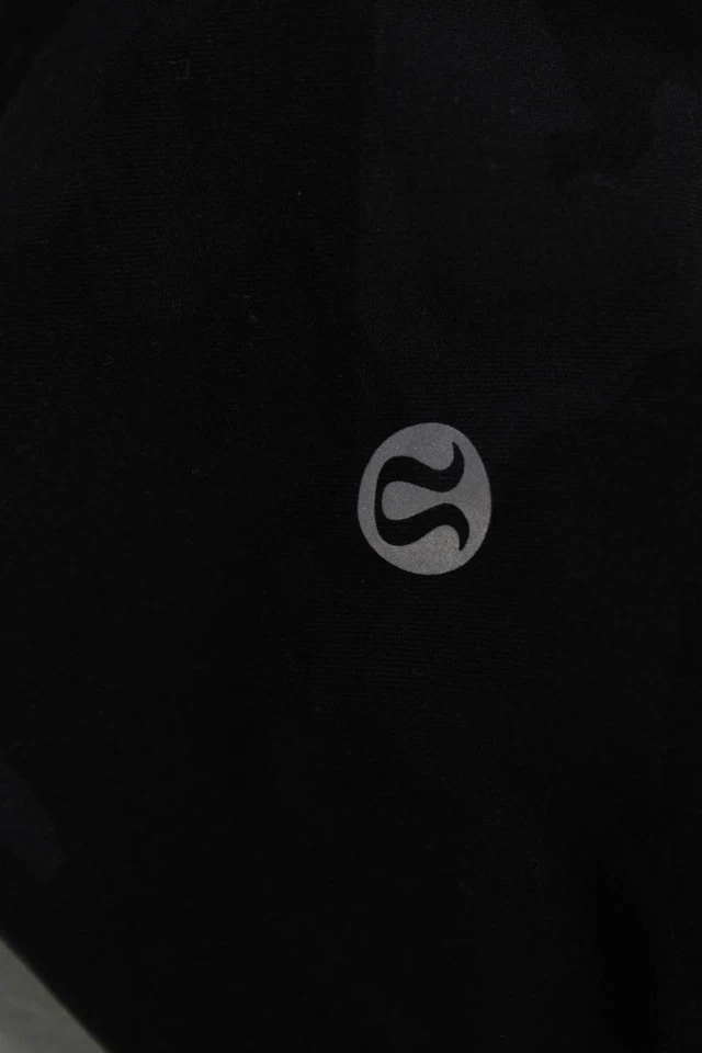 Pantalones Cortos de Motociclista Lululemon Unisex Negros Camuflados Nylon Talla 6 Foto 4 de 4