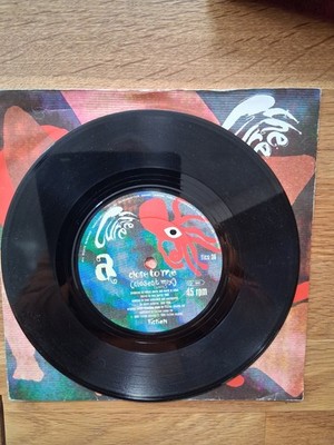 The Cure - Close To Me Remix - 7'' Vinyl Single Record - 1990 Fiction Records