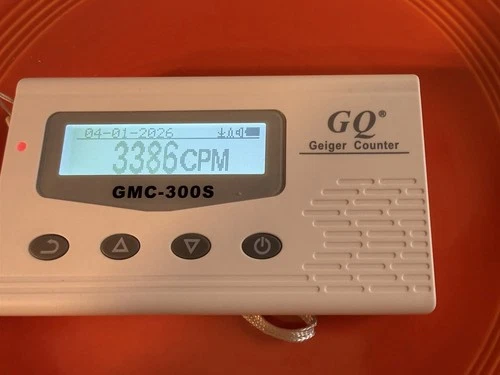 Vintage Fiesta Ware Homer Laughlin 9.5" Dinner Plate Original Radioactive Red