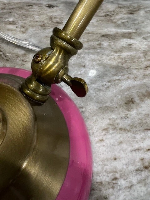 Lámpara de Escritorio Pottery Barn Latón Pesado y Rosa Ajustable Superior e Inferior Foto 4 de 4