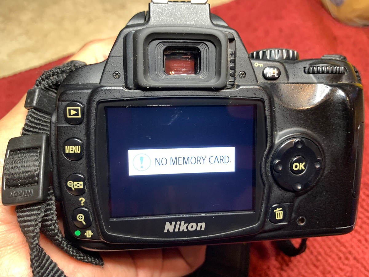 Nikon D40x Digital SLR Camera DX AF-S Nikkor 18-55mm F3.5