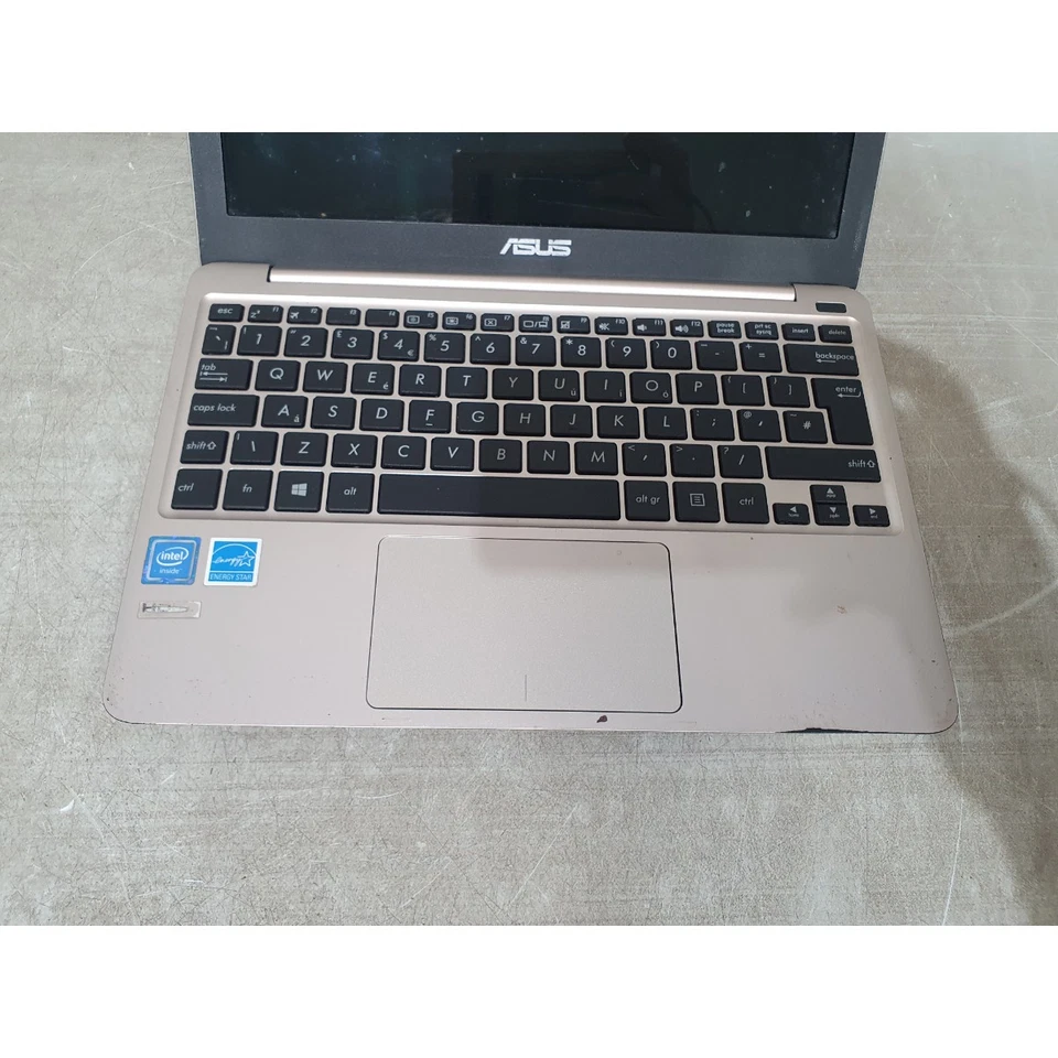 Asus E200H Laptop Gold 11.6" LCD Display 1366 x 768 Built-in Webcam - For Parts - Image 3 of 4