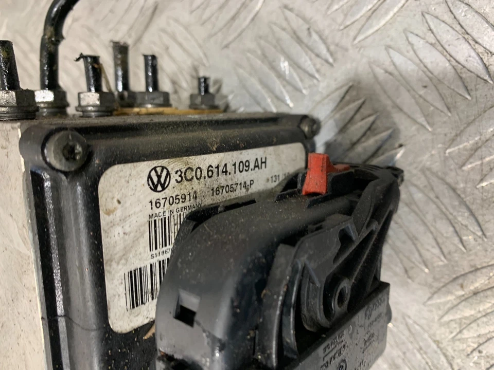Volkswagen Passat 2009 módulo de control de bomba ABS 3C0614109AH #2 Foto 4 de 4